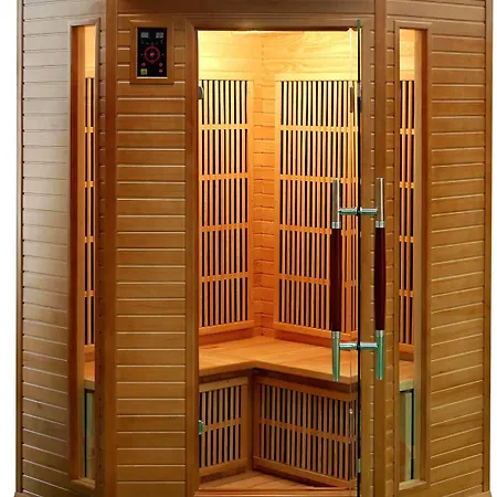 - Wellness Hrusky (Breclav)